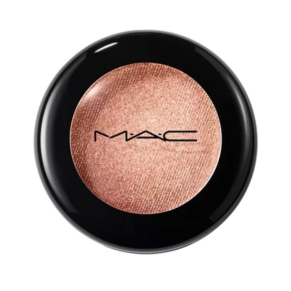 MAC Dazzleshadow Extreme Eyeshadow (Yes To Sequins) - Picture 2 of 6